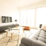 Lindholm- Strandnähe -balkon-im Zentrum Von 5 * Binz