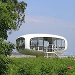 Lindholm- Strandnähe -balkon-im Zentrum Von 5 Apartment