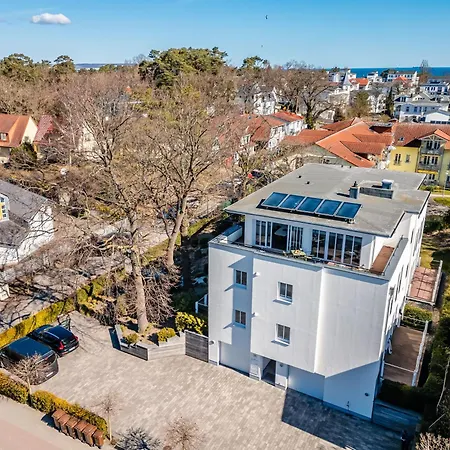 Lindholm- Strandnaehe -balkon-im Zentrum Von 5 아파트 *