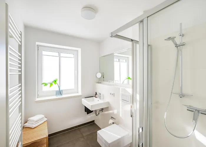 Apartmán Lindholm- Strandnaehe -balkon-im Zentrum Von 5 Binz