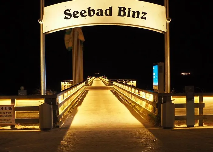 Lindholm- Strandnaehe -balkon-im Zentrum Von 5 Apartmán